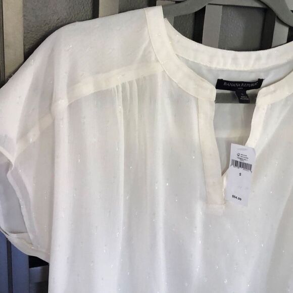 NWT Banana, Republic, ivory, cream, chiffon, cap sleeve top size S - Picture 5 of 5